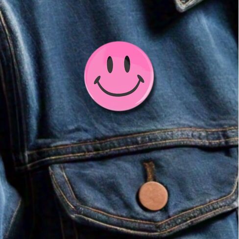 Smiley Face Pinback Buttons – Classic Round Badge, Durable Metal with Secure Pinback, Ideal for Backpacks and Clothing – Emoji Novelty Pins for Parties, Giveaways and Everyday Wear, 1 Inch (25 Pack) in Saudi Arabia