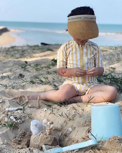 Toddler Boys & Girls One Piece Swimsuit Zipper Rash Guard Short Sleeve Bathing Suit Blue Striped Swimwear 4-5T UPF50+ in Kuwait