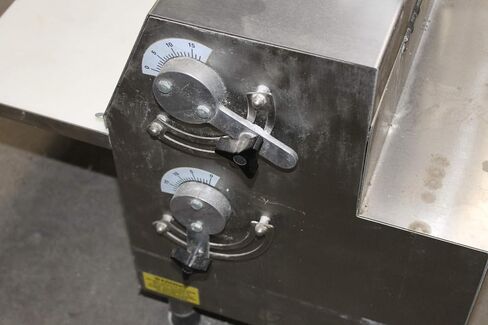 Somerset CDR-2000 20" Double Pass Dough Sheeter | 3/4 HP in Saudi Arabia