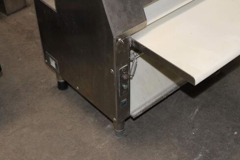 Somerset CDR-2000 20" Double Pass Dough Sheeter | 3/4 HP in Saudi Arabia