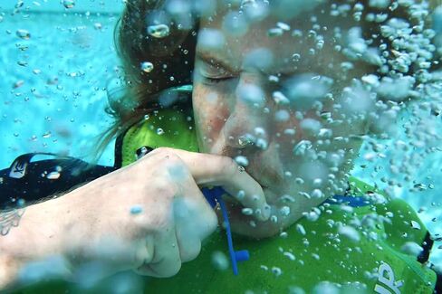 Surf Shop Air Bubble Flotation/Impact/Breatheable Vest - S/M in Saudi Arabia