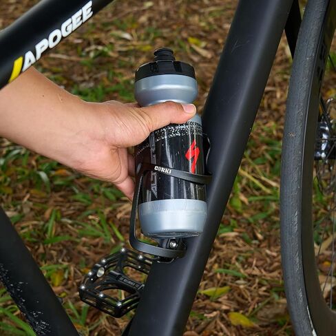 Corki Cycles Side Side Load Bottle Bottle Cage ، حامل زجاجة ماء للدراجة الجانبية للدراجات على الطرق والجبال - 2 عبوة - سبيكة السوداء الألومنيوم in Saudi Arabia