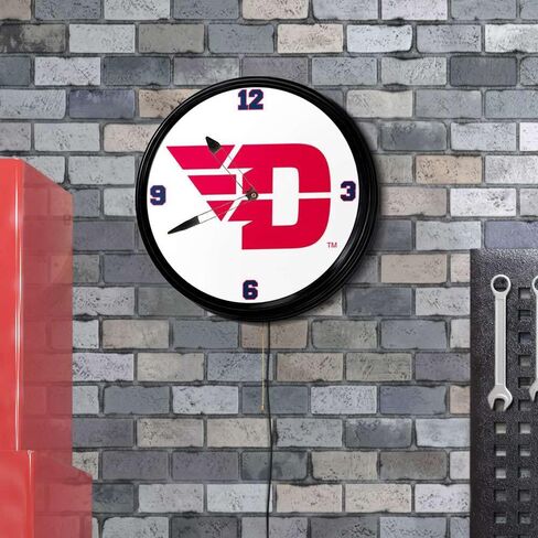 The Fan Brand NCAA Dayton Flyers - ساعة الحائط المضاءة - شريط الفريق الرياضي ديكور - المنزل ، المسكن ، المرآب ، المكتب ، كهف المعجبين in Kuwait