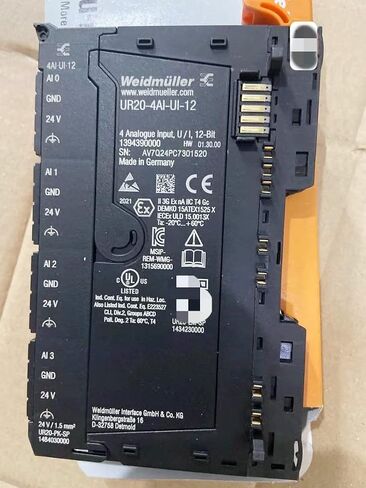 1394390000 丨 1pc 100 ٪ وحدة I/O وحدة التحكم عن بُعد UR20-4AI-UI-12 PLC in Saudi Arabia