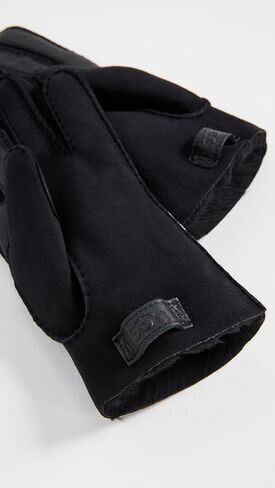 UGG Men M Contrast Sheepskin Glove in Saudi Arabia