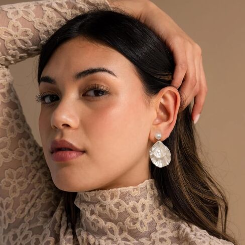 Pearl Earrings for Women，18K Gold Plated Clip-On Earrings, Lightweight Jewelry for Non-Pierced Ears, Elegant Accessories for Women, Ideal for Everyday & Special Occasions (Clip-On Pearl Earrings) in Saudi Arabia