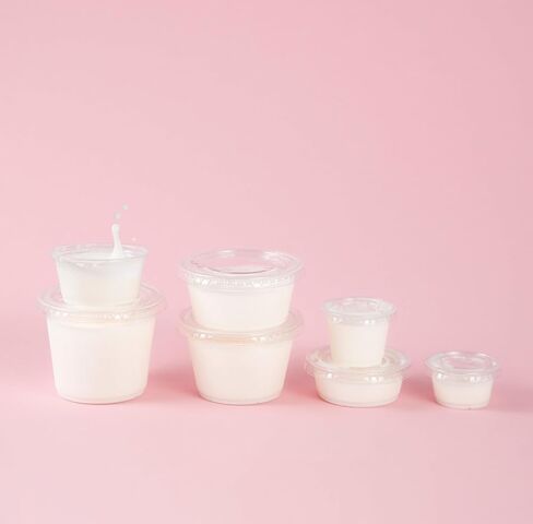 2oz Crystal Jello Shot Cups with Lids 100 Set, Leakproof & Freezer Safe Small Meal Prep Plastic Portion Cups for Salad Dessert Condiment Sauce Souffle, Food Storage Cups for Lunch Party Trips in Saudi Arabia