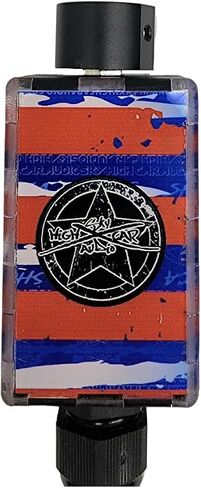 Shca Mid Printed Flag Bass Knob (رمادي/أسود) in Kuwait