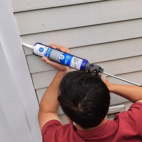 GE All Purpose Silicone Caulk for Window & Door, Clear, 10.1 fl oz Cartridge, 1 Pack - 100% Waterproof Silicone Sealant, Strong Adhesion, Freeze & Sun Proof in Saudi Arabia