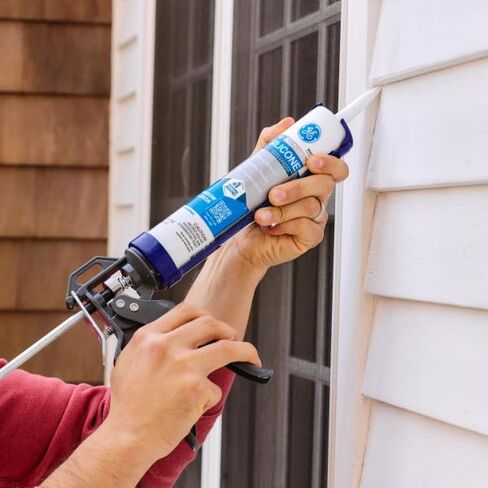 GE All Purpose Silicone Caulk for Window & Door, Clear, 10.1 fl oz Cartridge, 1 Pack - 100% Waterproof Silicone Sealant, Strong Adhesion, Freeze & Sun Proof in Saudi Arabia