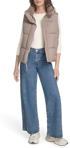 Levi's Women's Cloud Puff Puffer Vest in Saudi Arabia