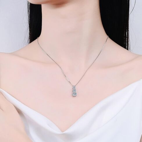 قلادة GUYOICHT مويسانيتي 3 أحجار من الفضة الإسترليني عيار 925، 0.9 قيراط tw./1.7 قيراط tw. قلادات قلادة مويسانيتي دائرية الشكل للنساء والفتيات، سلسلة 16+2 بوصة in Kuwait