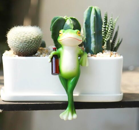 Miniature Frog Garden Statue Flower Pot Hanger Ornament, Funny Frog Figurines Plant Decorations for Pots Outdoor Women Gifts Decor Accessories for Yard Lawn Outside,2.92"x1.12"x4.94 in Saudi Arabia