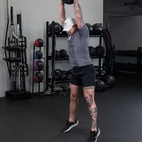Titan Fitness Rubber Tread Slam Ball ، Loons Dead ، تمرين الوزن - رمي ، الصيد ، Slam ، Twist in Kuwait