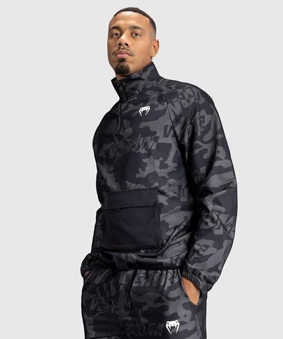 Venum Men's Trooper Half-Zip Jacket in Saudi Arabia