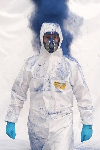 Hazmat Suit Disposable Coverall Protective Coverall PPE Hazmat Suits Painters Suit Breathable Water proof in Saudi Arabia