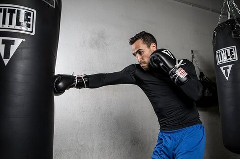 Title Classic Leather Lace Training Gloves 2.0 - Lace Up Boxing Glove, Boxing Competition Gloves, Boxing Sparring Gloves, Boxing Training Gloves, Boxing Bag Gloves, Boxing Gloves in Kuwait