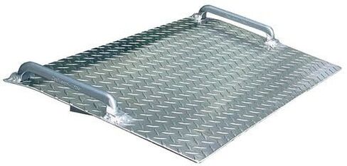 Mini Dockplate, Aluminum, 600 lb, 18 x 30In in Saudi Arabia