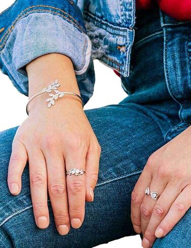 Montana Silversmiths Out West Ring in Saudi Arabia