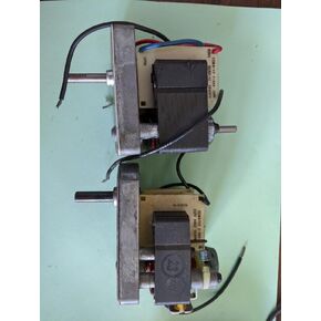 #us الكثير من 2 4702 50 W/Brake - 5197 286 NO BRAKE in Kuwait