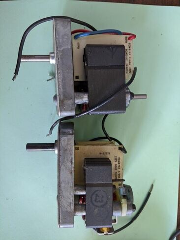 #us الكثير من 2 4702 50 W/Brake - 5197 286 NO BRAKE in Kuwait