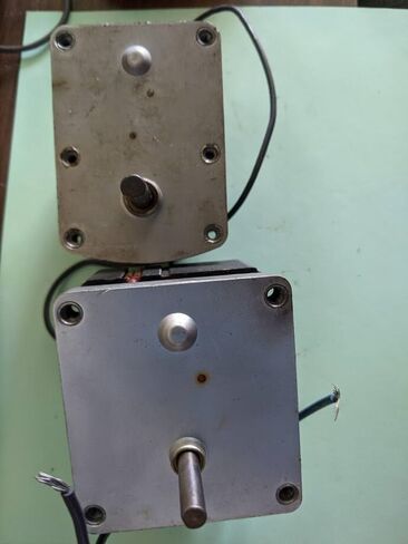 #us الكثير من 2 4702 50 W/Brake - 5197 286 NO BRAKE in Kuwait