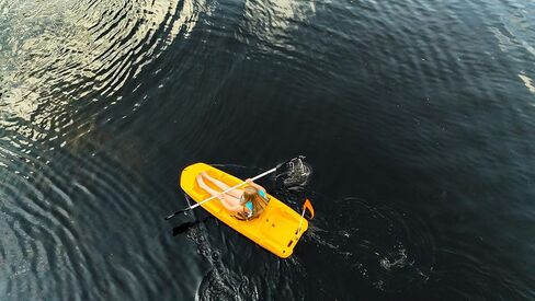 Pelican Solo - Sit-on-top Kayak - Youth Kayak - Perfect for Kids Comes with Paddle and Safety Flag - 6 ft. - Mango in Saudi Arabia