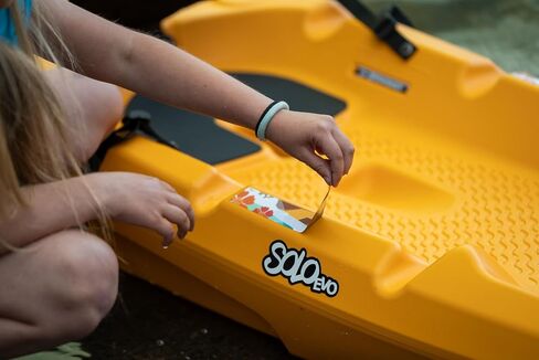 Pelican Solo - Sit-on-top Kayak - Youth Kayak - Perfect for Kids Comes with Paddle and Safety Flag - 6 ft. - Mango in Saudi Arabia