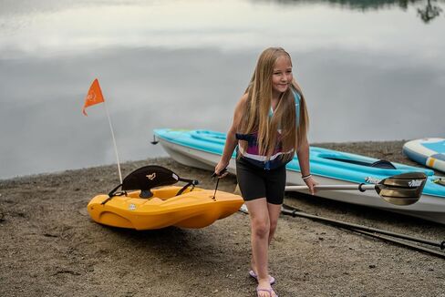 Pelican Solo - Sit-on-top Kayak - Youth Kayak - Perfect for Kids Comes with Paddle and Safety Flag - 6 ft. - Mango in Saudi Arabia