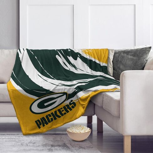 Green Bay Packers 60'' x 80'' Retro Jazz Coral Fleece Blanket in Kuwait