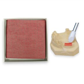 شبكة الاحتفاظ الأحمر الشمع - أنماط مربعة - 10 صفائح 4 "× 4" - غير متقلدة ، غير متكافئة - تستخدم في مختبر الأسنان in Kuwait