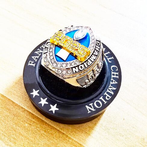 2025 جائزة بطولة Fantasy Football Ring Trophy للفائز في دوري كرة القدم الخيالي in Kuwait
