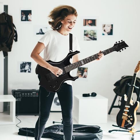Solid Body Electric Guitar, Flame Design Electric Guitar Kit with 20Watt Amp, Gig Bag, Shoulder Strap, H-H Pickups 36 Inch Electric Guitars for Beginners & Professional (Blue) in Saudi Arabia