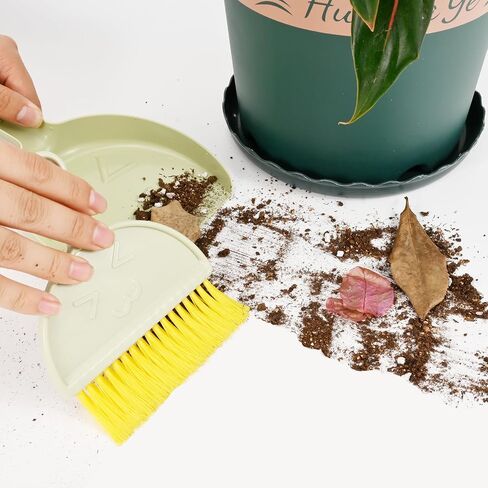 مجموعة صغيرة ومجموعة Dustpan ، Mini Compact Portable ، للمنزل والأرائك وأسطح المطبخ ورفوف التخزين ومكاتب المكاتب والحمامات ومناطق الحيوانات الأليفة (الوردي) in Kuwait