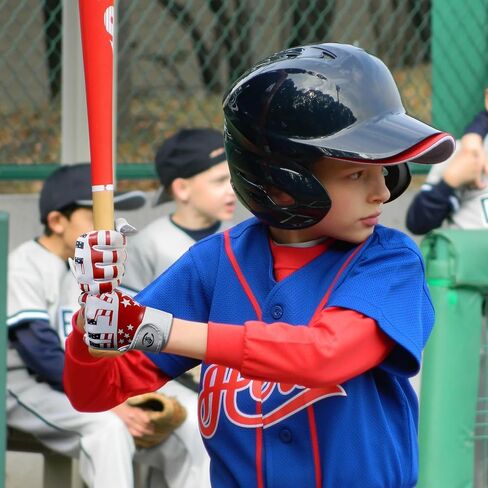 Youth Baseball USA Flag Glove American Flag Batting Gloves Comfortable Fit Breathable Durable Lightweight Design Junior Training Batting in Kuwait