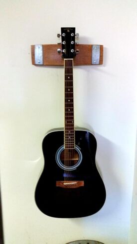 نبيذ برميل Stave Guitar Rack in Saudi Arabia