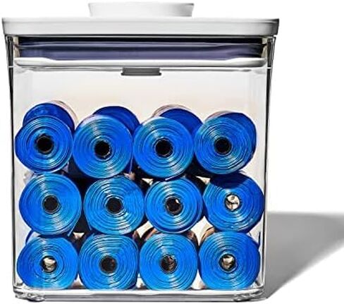 حاوية OXO Good Grips Pet POP - 6.0 Qt/5.7 L مع نصف مغرفة | مثالية لما يصل إلى 6.5 رطل من طعام الكلاب أو 4.5 رطل من طعام القطط | حاوية تخزين طعام الكلاب والقطط محكمة الغلق | خالية من البيسفينول A، شفافة in Kuwait