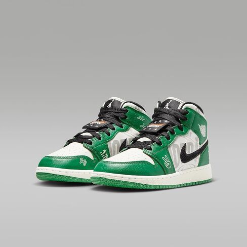 Air Jordan 1 Mid SE Big Kids 'أحذية (HF3200-300 ، Pine Green/Black/Team Orange/Sail) in Saudi Arabia