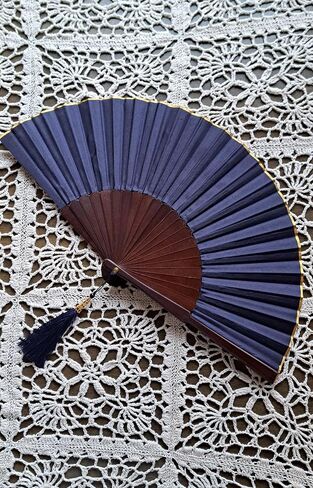 البحر الأزرق الأزرق العميق 9 بوصات قابلة للطي مع شرابة باللون الأزرق in Kuwait