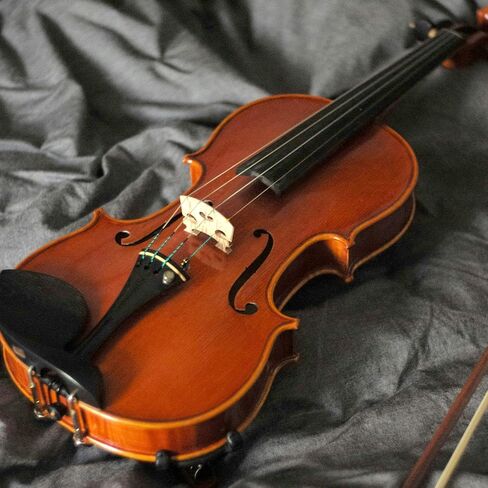 5 PCS Violin Bridge 4/4 Full Size, Finer Grade Solid Maple Violin Bridge Pre-Cut Semi Fitted Bridges Sharper Sound Volume Violins Parts for Fit Most 4/4 Violins in Kuwait