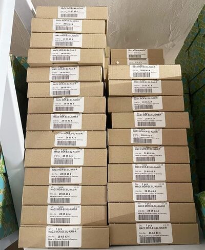 2865434丨1pcs 100% New Isolation Amplifier MACX MCR-EX-SL-NAM-R 2865434 in Saudi Arabia