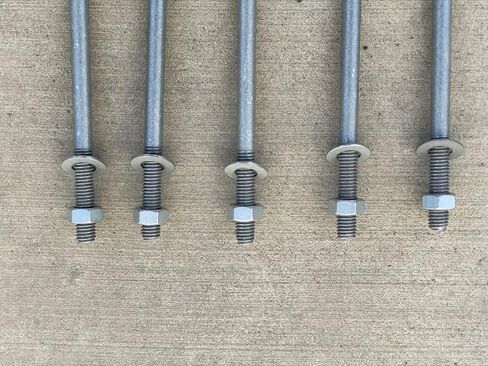 Sandbaggy 1/2 "× 10" مرساة خرسانية ملولبة L -bolts (المكسرات والغسالات المشمولة) - حار غطس مغطس - صفيحة عتبة ، صفيحة قاعدة ، البناء ، الخشب ، مرساة الأسمنت ، J الترباس (50 ، 1/2 "× 10") in Kuwait