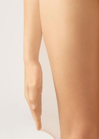 Woman's 20 Denier Sheer Matte Tights in Saudi Arabia