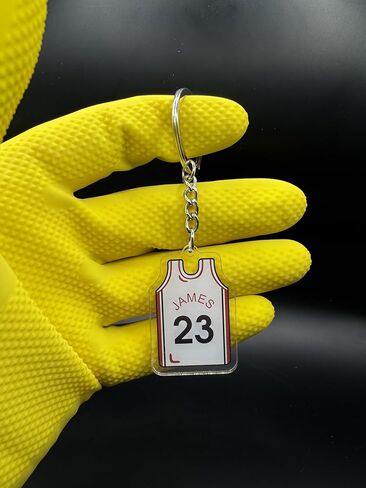 سلسلة Keychain لاعب كرة السلة - Hoops Stars الأيقونية هدية قابلة للتحصيل للجماهير والرجال والنساء والجمع - الملحقات الرياضية in Kuwait