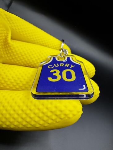 سلسلة Keychain لاعب كرة السلة - Hoops Stars الأيقونية هدية قابلة للتحصيل للجماهير والرجال والنساء والجمع - الملحقات الرياضية in Kuwait