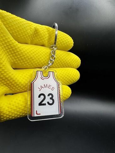 سلسلة Keychain لاعب كرة السلة - Hoops Stars الأيقونية هدية قابلة للتحصيل للجماهير والرجال والنساء والجمع - الملحقات الرياضية in Kuwait