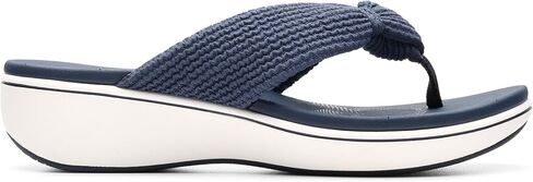 Clarks Women's BreezeRae Erin Cloudsteppers Flat Sandal in Saudi Arabia