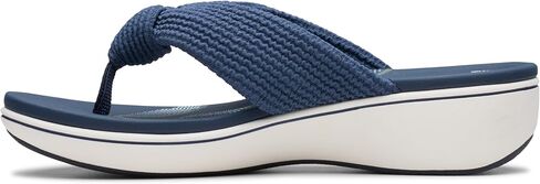 Clarks Women's BreezeRae Erin Cloudsteppers Flat Sandal in Saudi Arabia