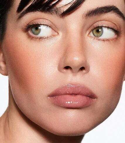 جعل الجمال حارقة كريمة السكتة الدماغية عصا الخدود مع الانتهاء من ندى مرطب الطبيعية. كريمي هلام بلسم بلسم - ظل طين ، صبغة خد أرجوان البنفسجي in Kuwait