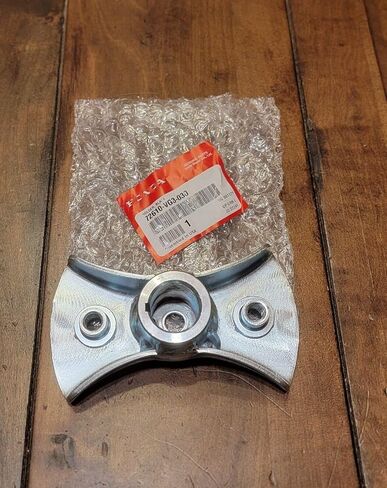استبدال Honda New Genuine Blade حامل HRN216 HRR216 HRS216 HRX217 72610-VG3-030 OEM in Saudi Arabia